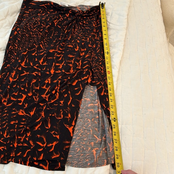 Helmut Lang twist knot strata asymmetric skirt, slim fits a Med-Lg, so soft midi - Picture 10 of 12